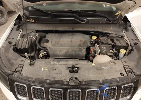 2018 Jeep Compass Latitude 4X4 из США, поврежденный, VIN 3C4NJDBB9JT282961